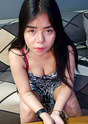 Hung stud gets asian