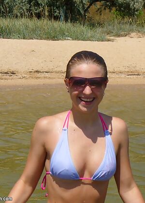 Bikini thongs booties