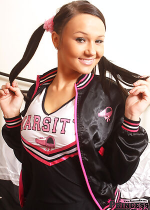 Cheerleader cheerleader