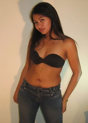 Hot Ana shows firm