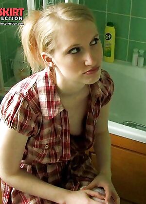 Down blouse 