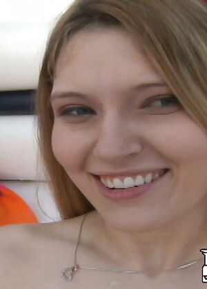 This hot girls love