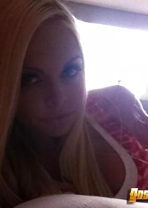 Busty sizzling jesse