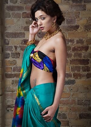indian babe herself
