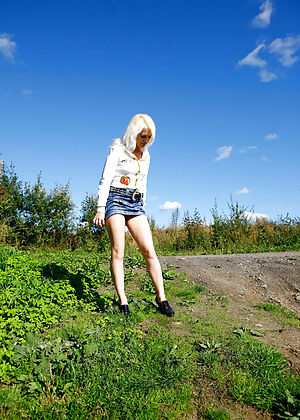 Blonde cutie country