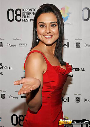 Preity Zinta cleavage