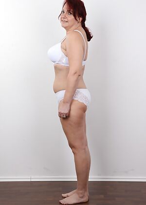 A mature Czech wants