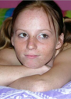 Nude cheerleader