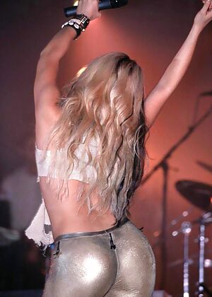 shakira s ass 
