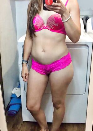 hot pink 